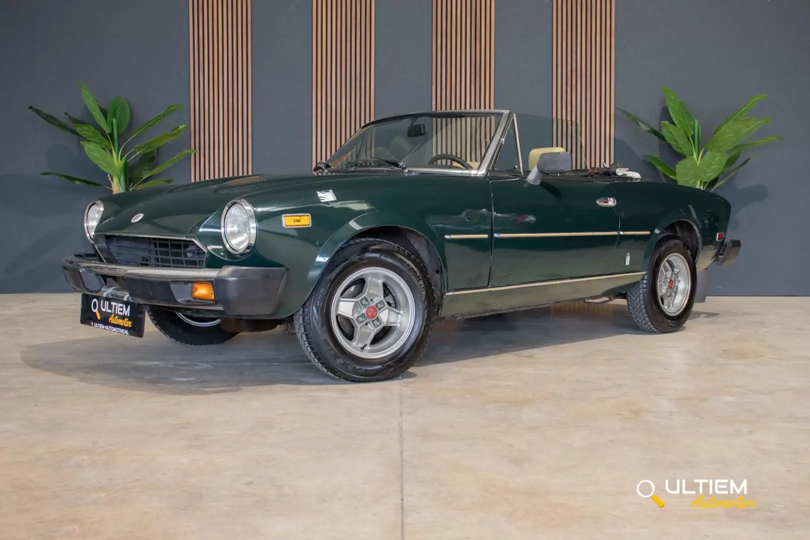 Fiat 124 Spider CS2 2.0 1980 | 2E EIGENAAR*ABARTH Groen - 1