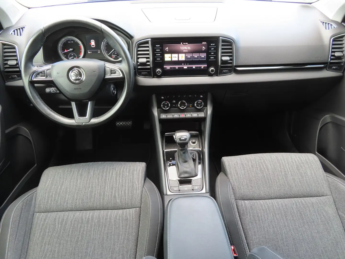 Skoda Karoq 1.5 TSI ACT Style DSG | stoelverwarming | full led Bleu - 2