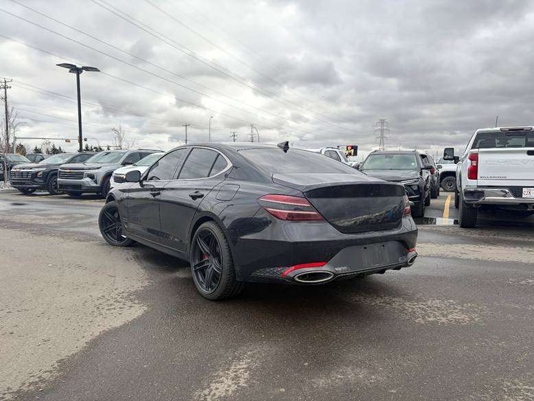 2023 Genesis G70