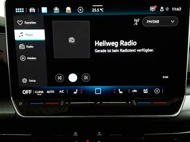 Volkswagen Golf view 12
