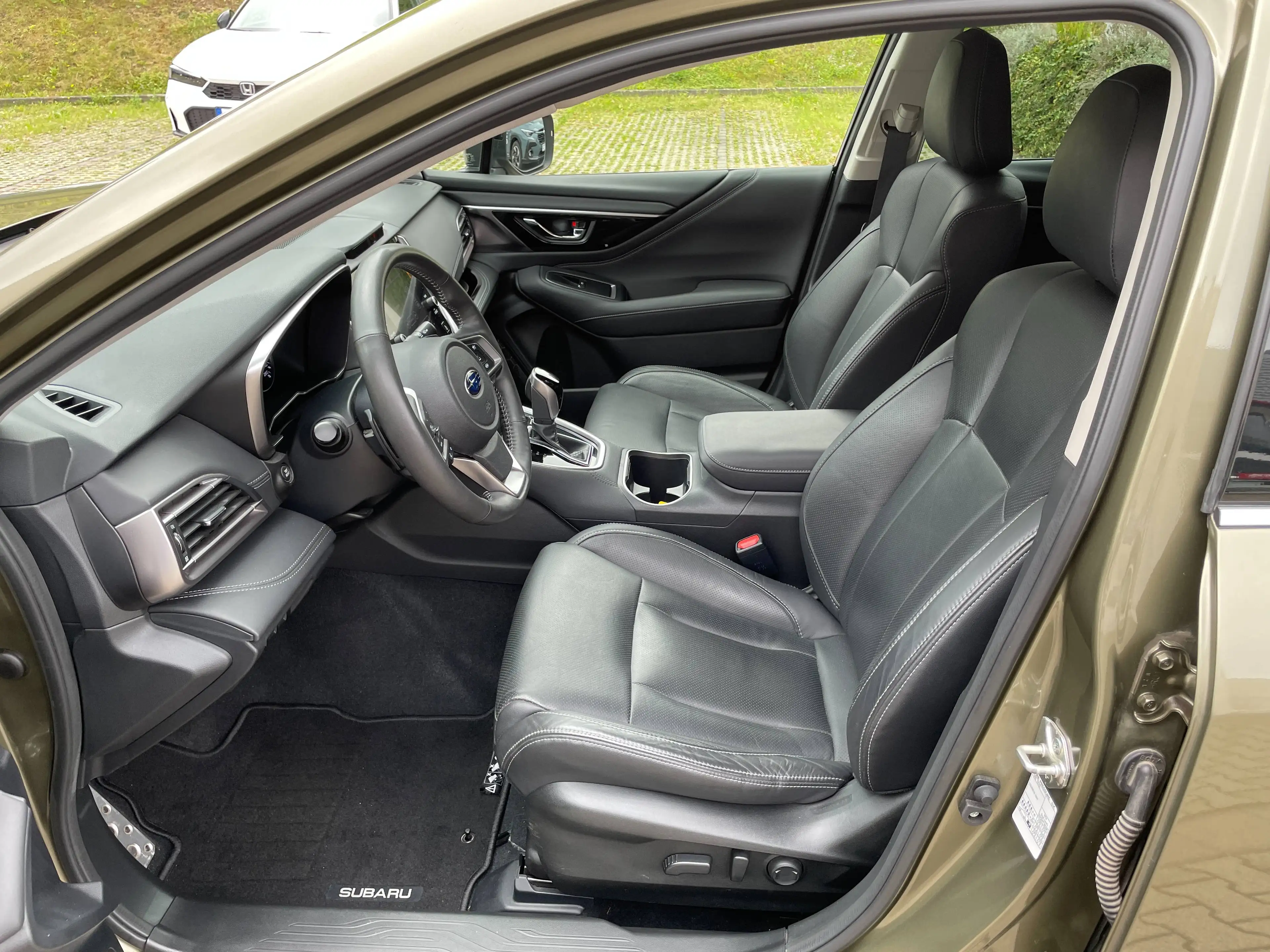 Subaru OUTBACK Outback 2.5i Lineartronic Platinum AHK — photo 9