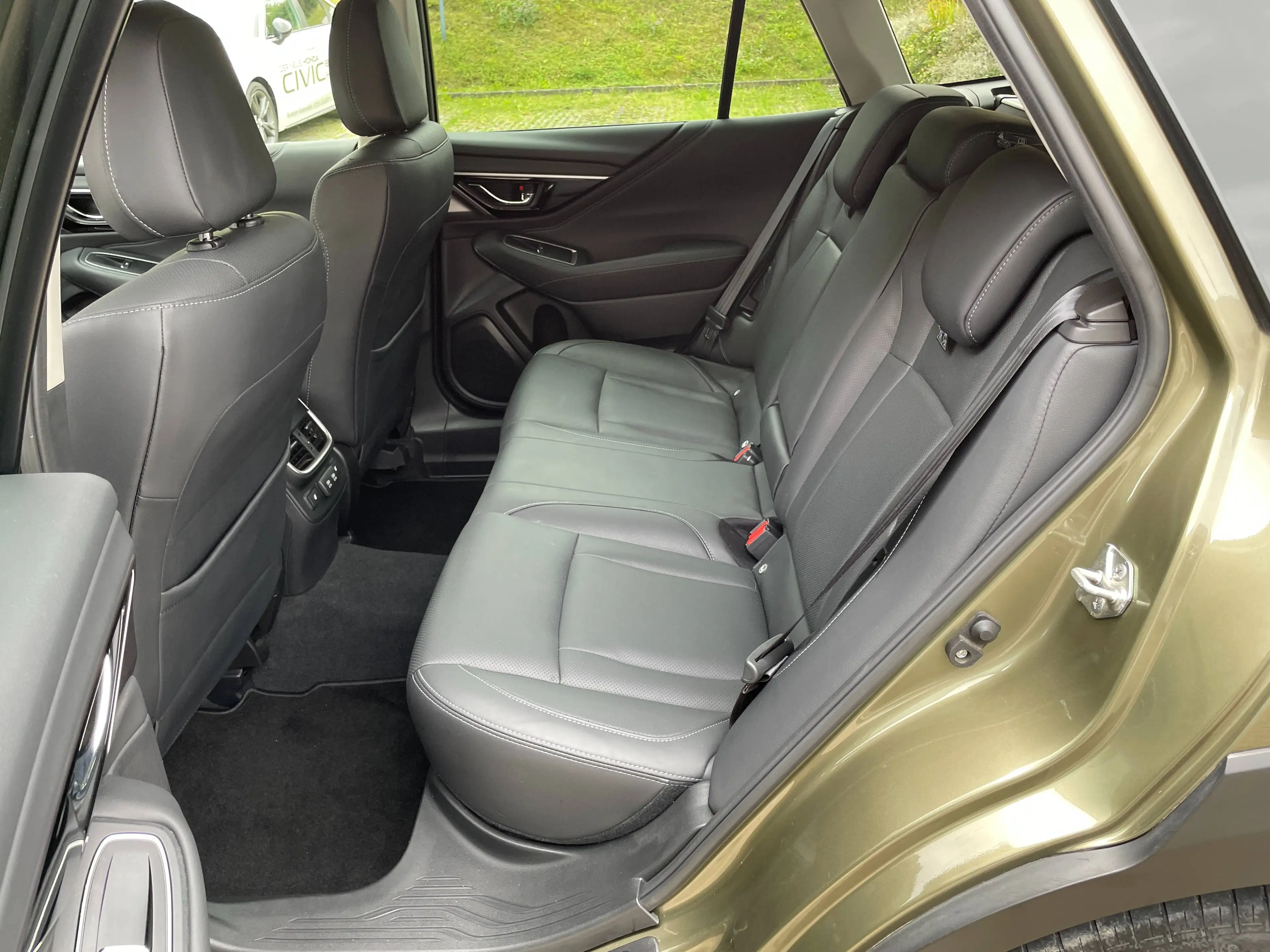 Subaru OUTBACK Outback 2.5i Lineartronic Platinum AHK — photo 10