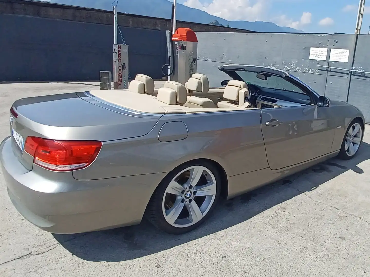 BMW 330 Serie 3 E93 Cabrio 330i Cabrio Msport Grigio - 1