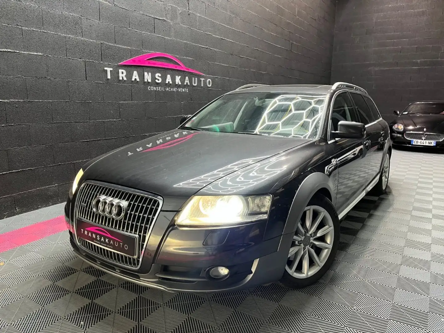 Audi A6 allroad QUATTRO 3.0 V6 TDI 233 Avus Tiptronic A Gris - 1