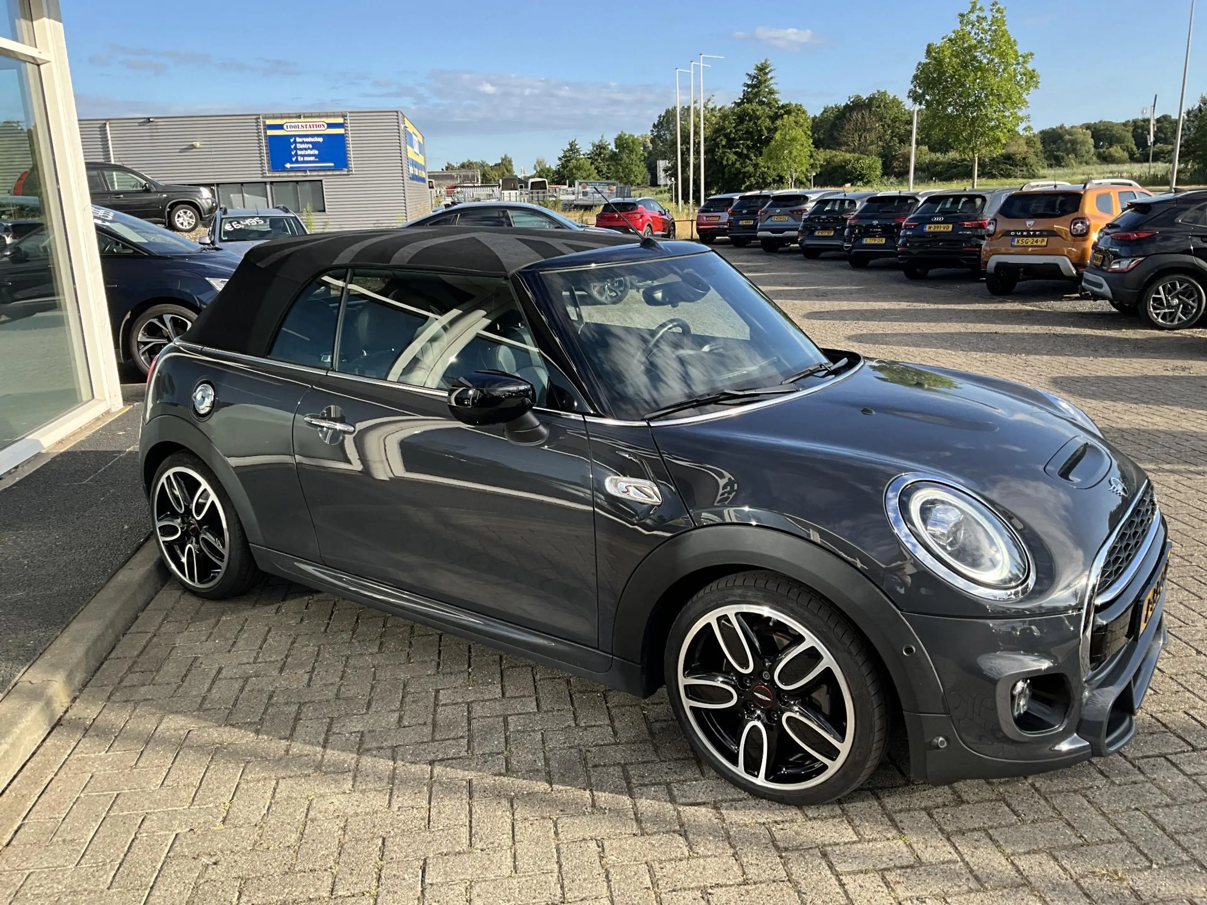 MINI Cooper S Cabrio 2.0 JCW CAMERA — photo 24