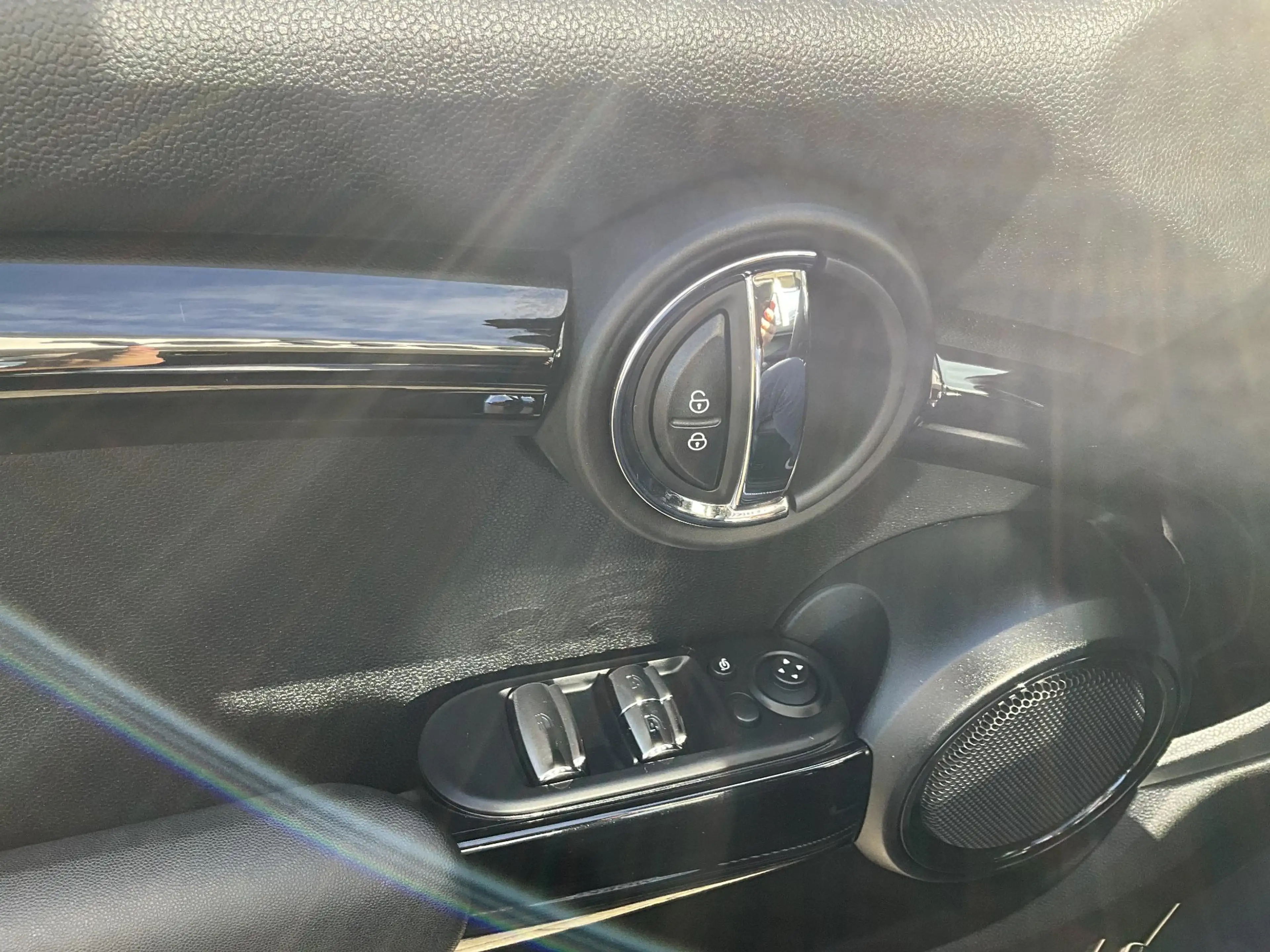 MINI Cooper S Cabrio 2.0 JCW CAMERA — photo 18