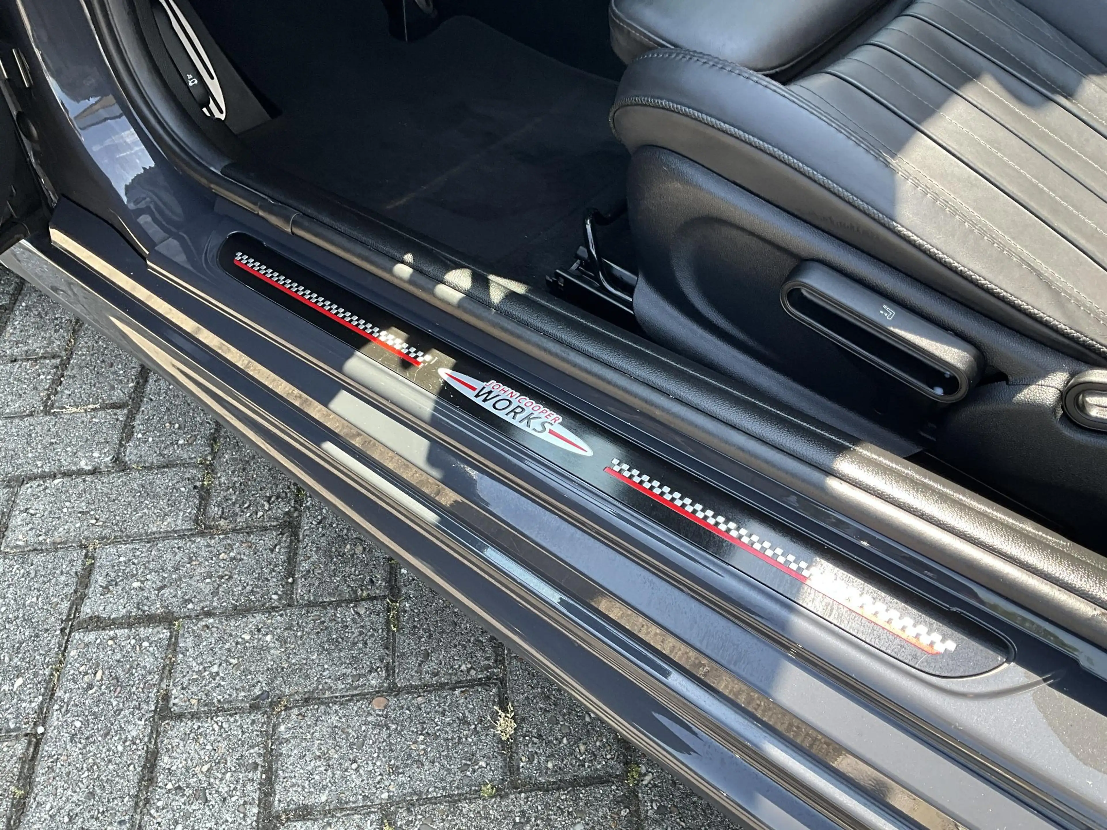 MINI Cooper S Cabrio 2.0 JCW CAMERA — photo 9