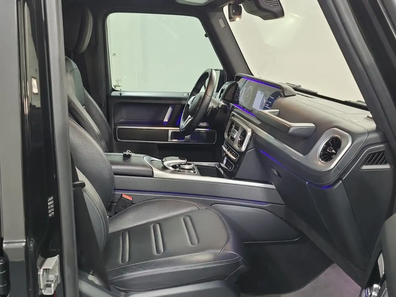 Mercedes-Benz G-Class снимка Mercedes-Benz G-Class
