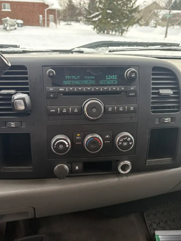 GMC Sierra 1500 photo GMC Sierra 1500