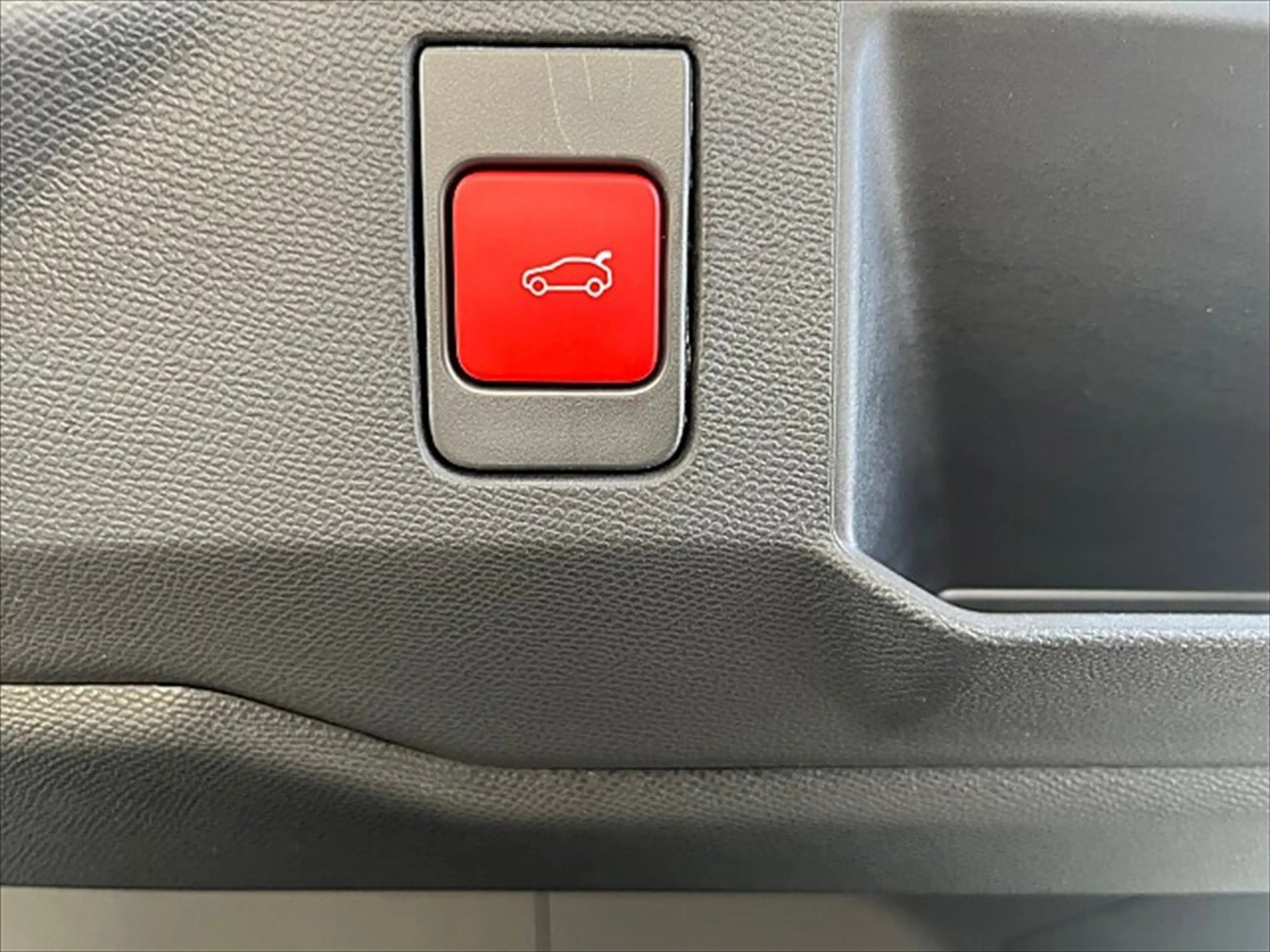 Peugeot 5008 1.2 145 GT Exclusive ACC Alcantara LED Navi — photo 15