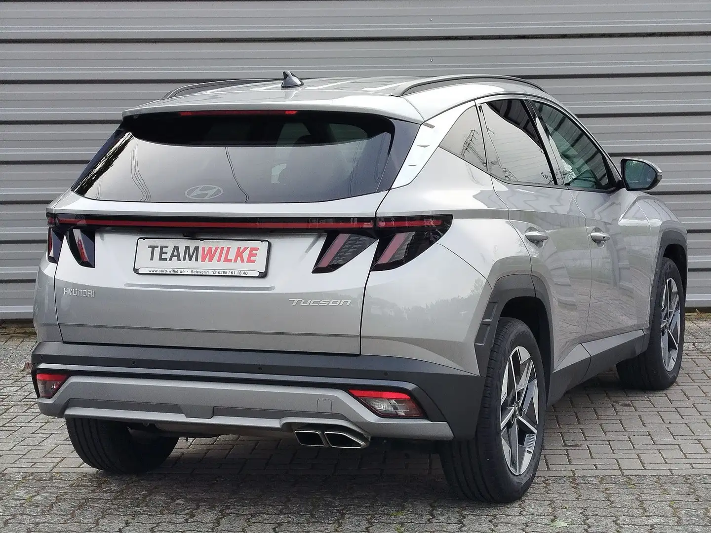 Hyundai TUCSON 1.6 T-GDI 48V DCT Navi LED PDCvo+hi+Kam. Gris - 2