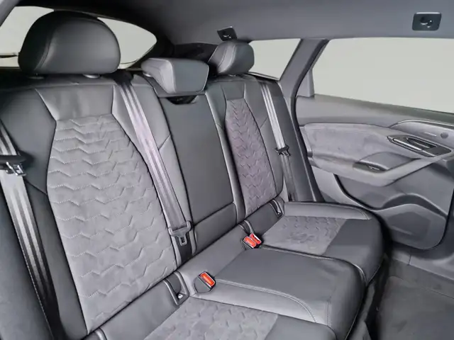 Audi A6 E-Tron view 8
