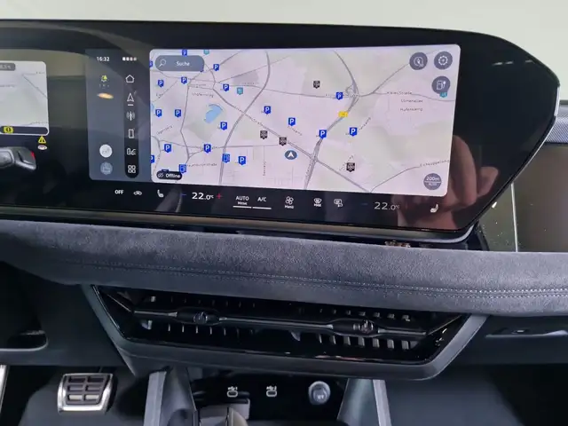 Audi A6 E-Tron view 12