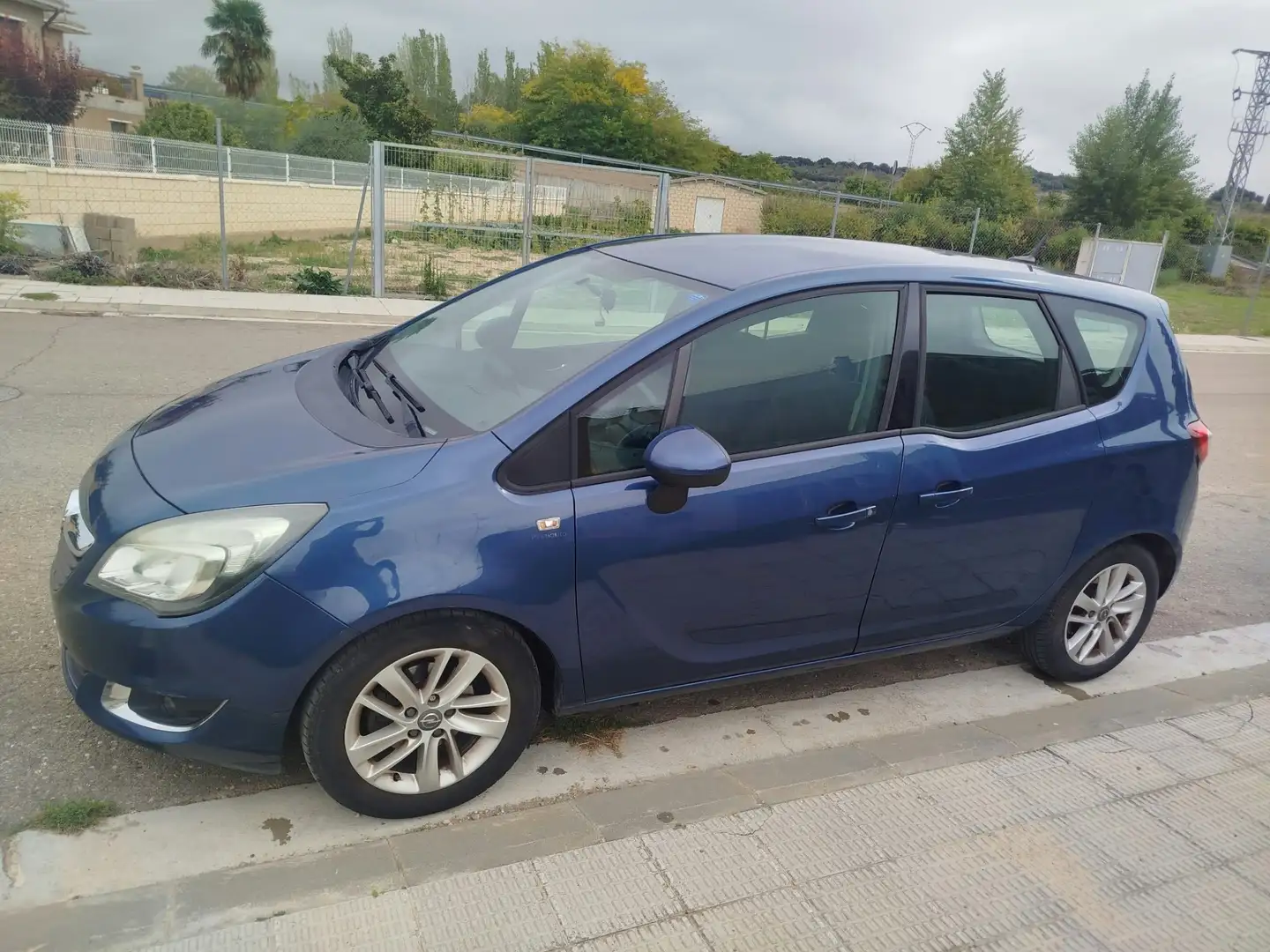 Opel Meriva 1.4 NEL Selective 120 Azul - 2