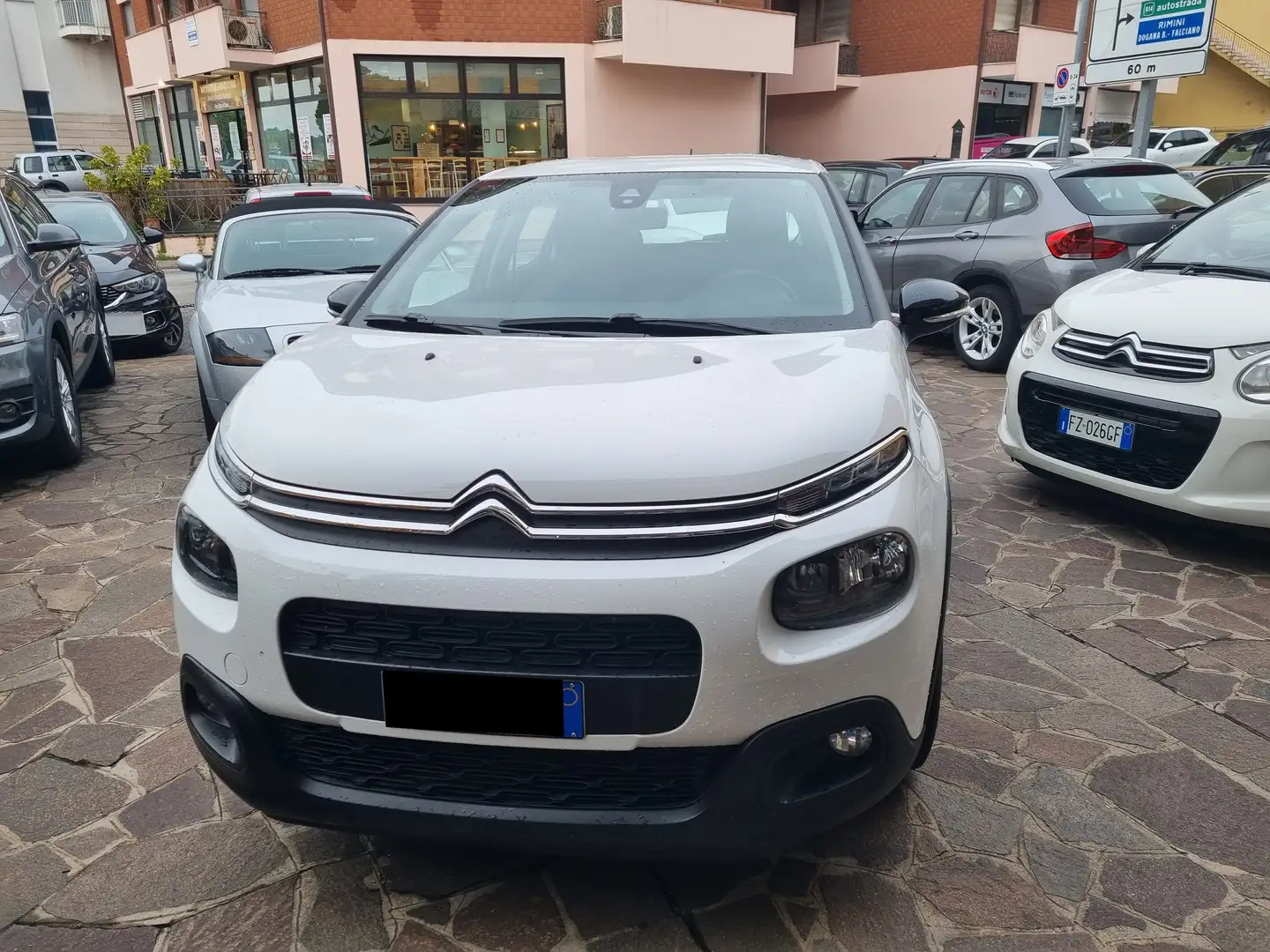 Citroen C3 C3 III 2017 1.2 puretech Feel 68cv my18 Bianco - 2