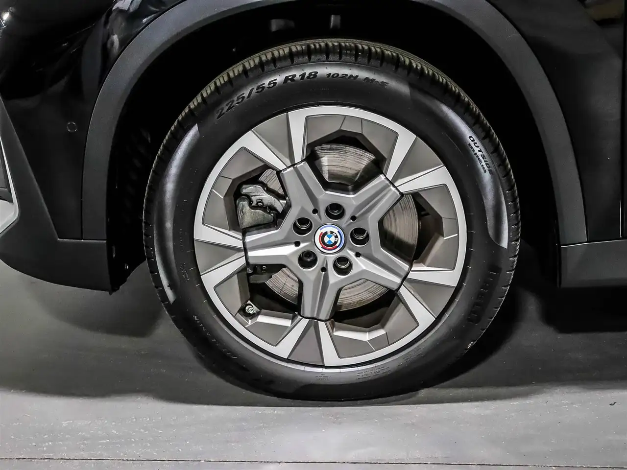 BMW X1 photo BMW X1