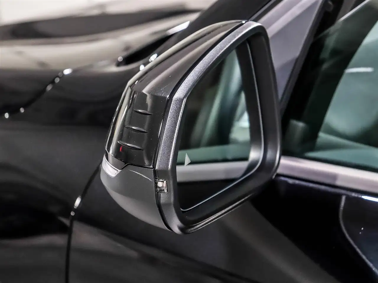 BMW X1 photo BMW X1