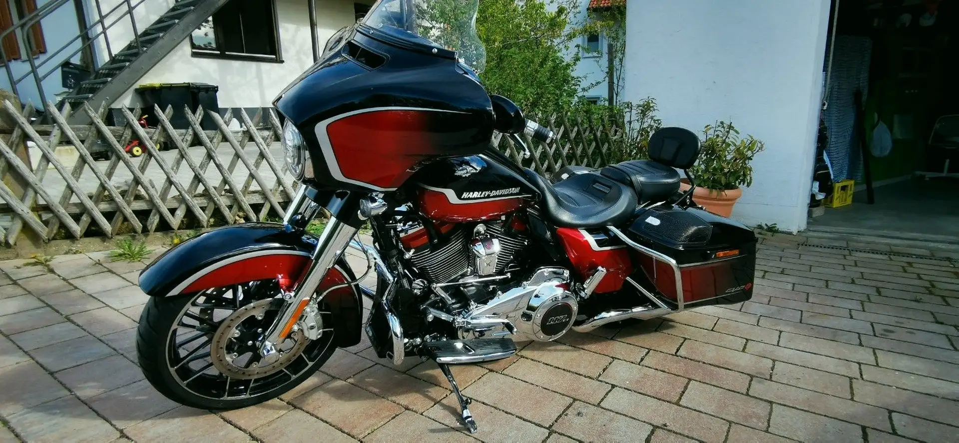 Harley-Davidson Street Glide CVO - 1