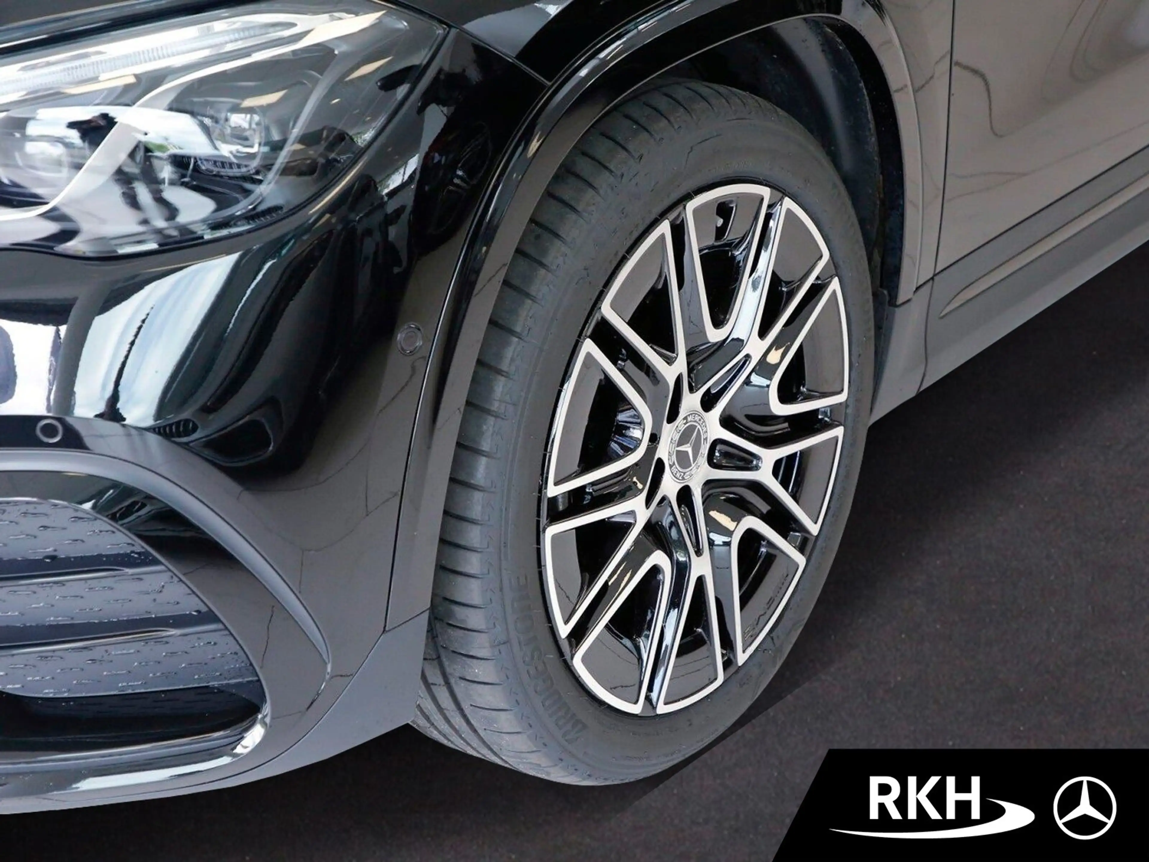 Mercedes-Benz GLA 220 GLA 220 d 4M AMG Line Sp Edition/Night/Pano/360° — photo 5