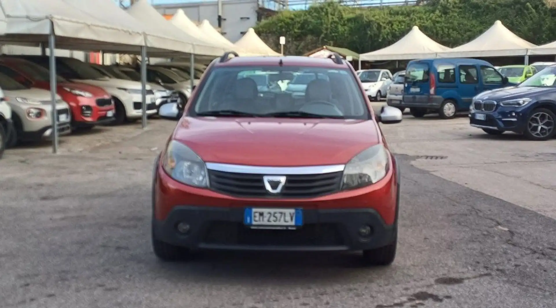 Dacia Sandero Stepway 1.6 8V GPL 85CV Rosso - 1