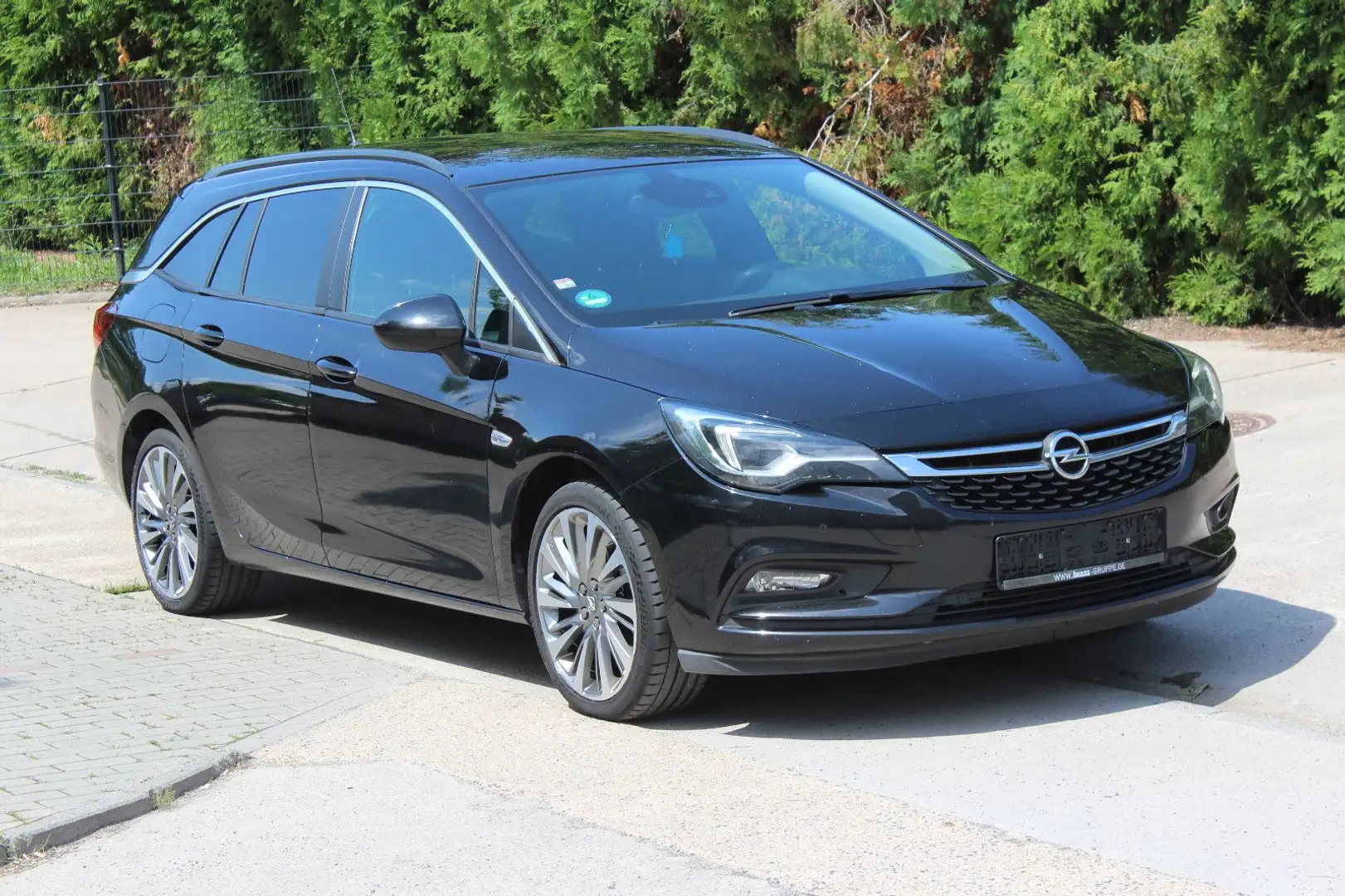 Opel Astra K ST Business +AUTOMATIK+LED+SHZ+AHK Noir - 1