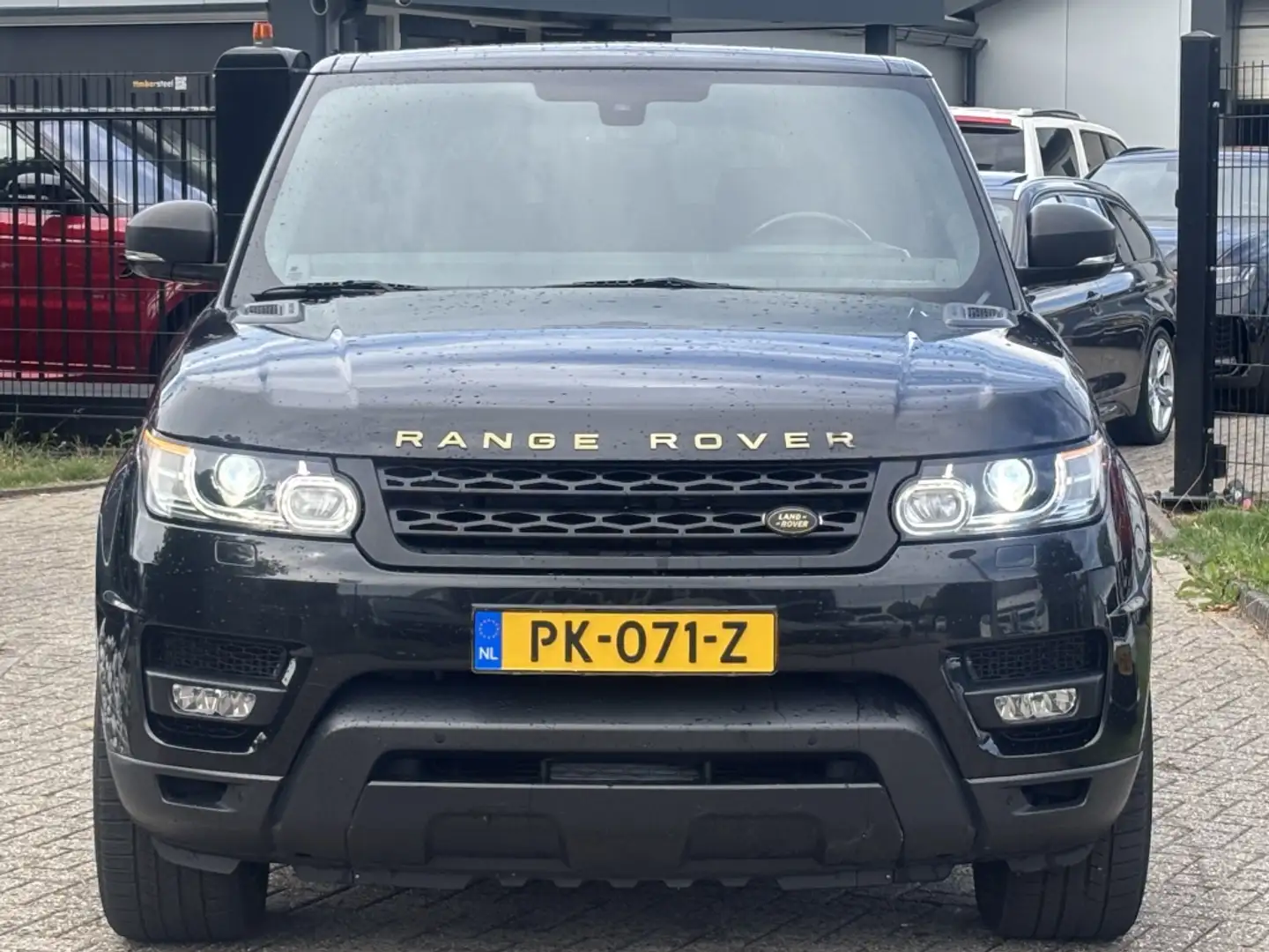 Land Rover Range Rover Sport 3.0 TDV6 S 2013 Zwart 20'' Velgen Luchtvering Zwart - 2