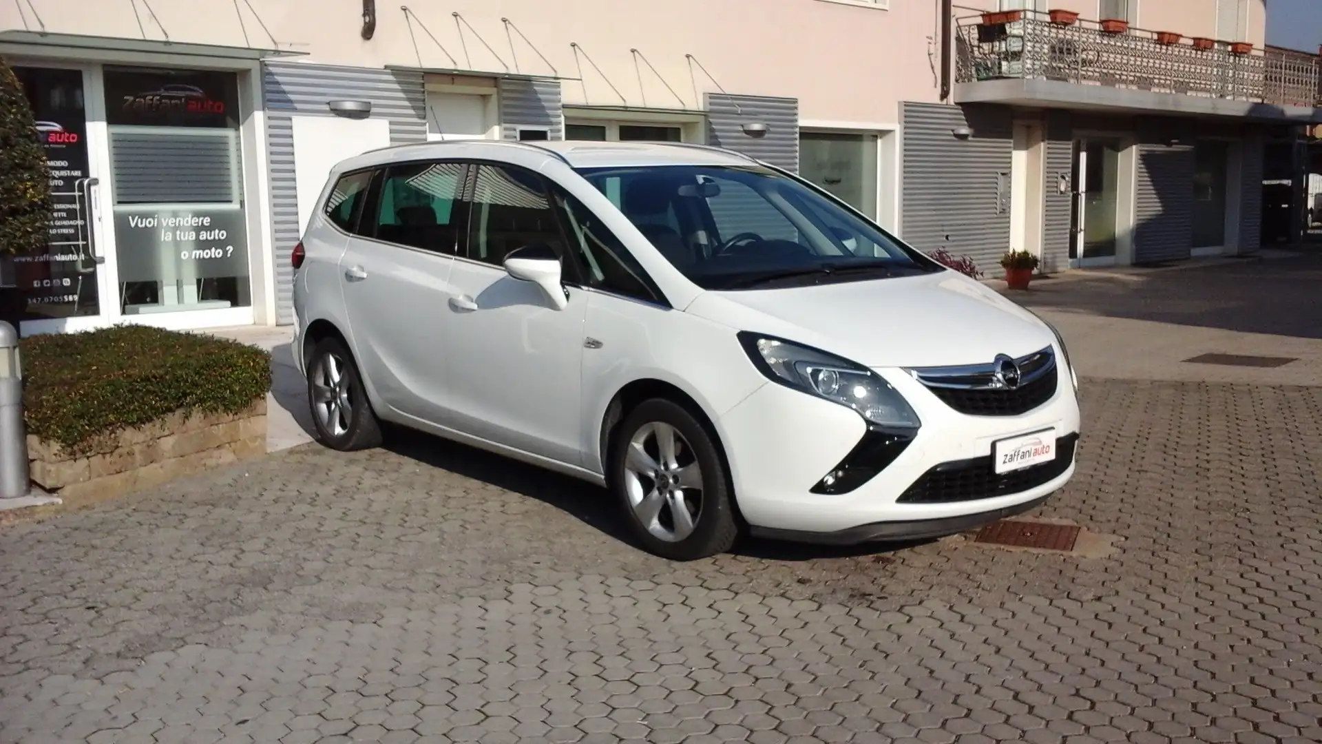 Opel Zafira Tourer 7 posti -1.6 metano ecoM150cv- certificata Opel Bianco - 1