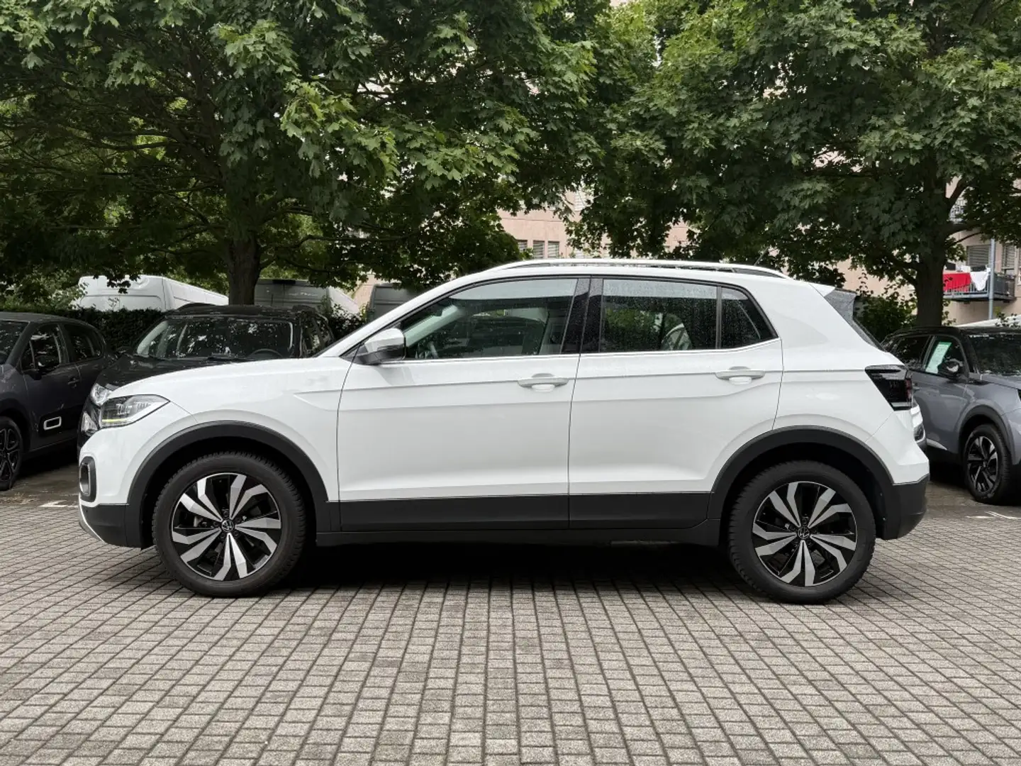 Volkswagen T-Cross Style SHZ Rkam LED Todwink Navi Weiß - 2