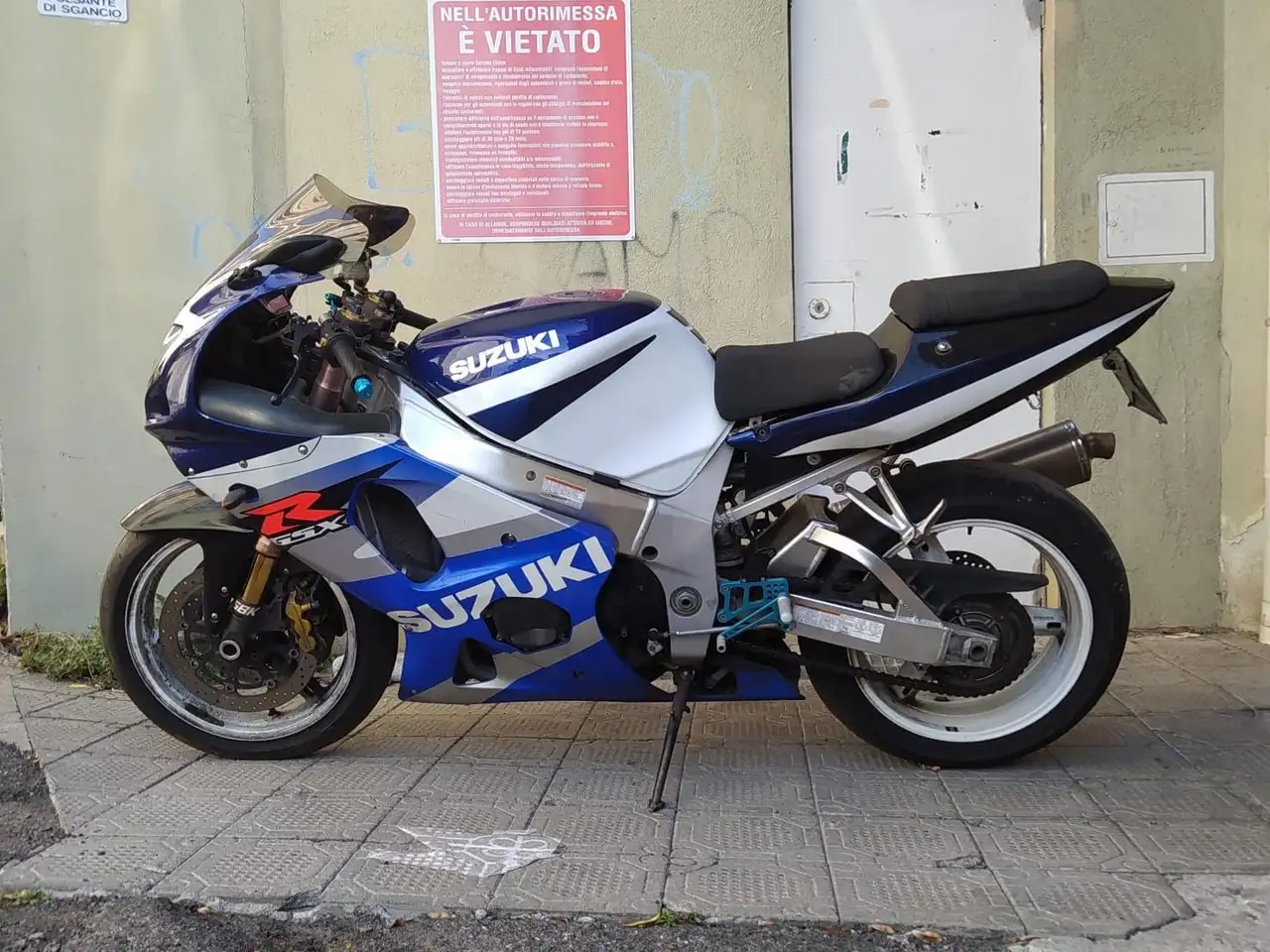 Suzuki GSX 600