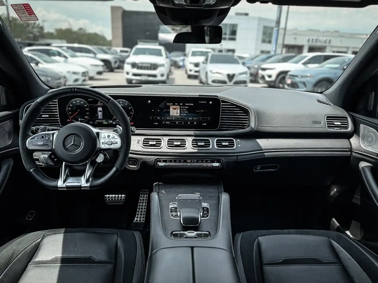 Mercedes-Benz GLE снимка Mercedes-Benz GLE