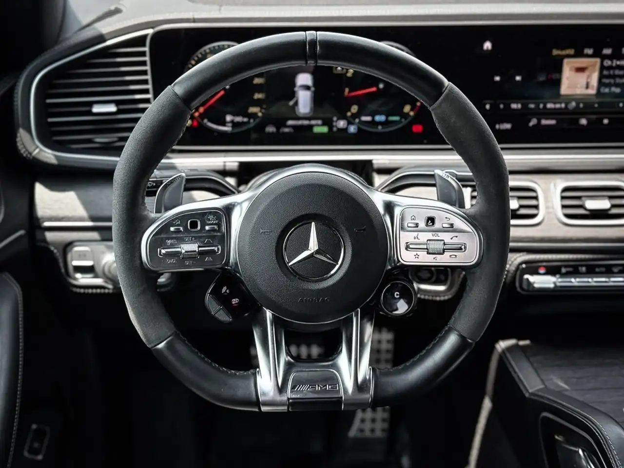 Mercedes-Benz GLE снимка Mercedes-Benz GLE