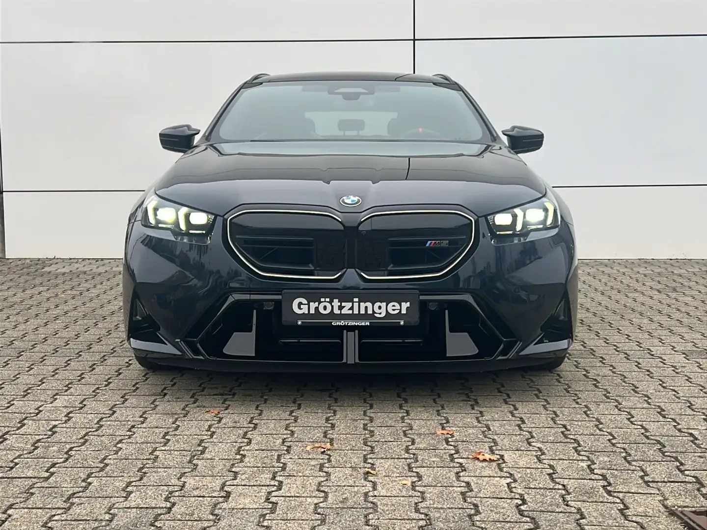 BMW M5 Touring **0.5% Vst *Verfügbar ab 05/26* Schwarz - 2