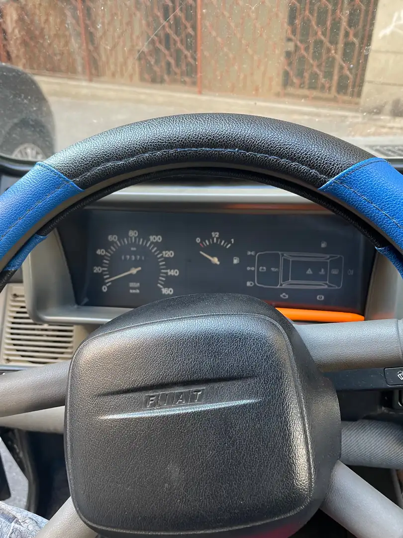 Fiat Panda Panda 1.1 Hobby Чёрный - 1