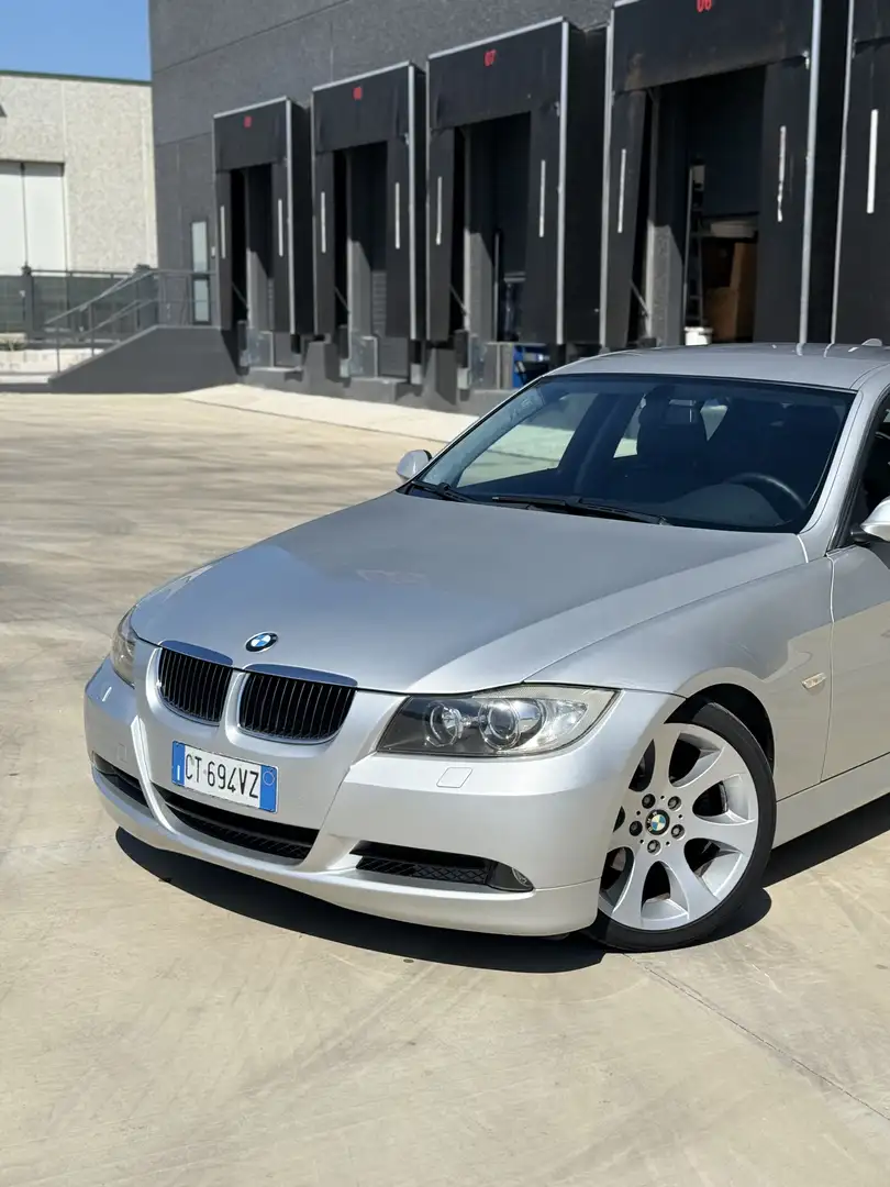 BMW 325 325i - 1