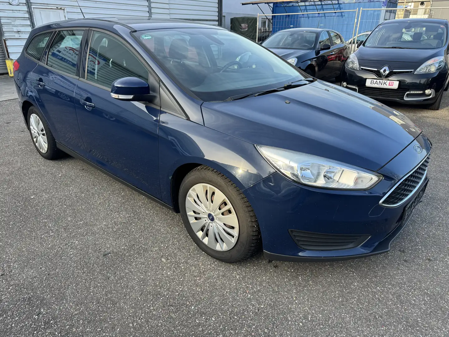 Ford Focus Trend.Neue TÜV, Neue Inspektion Bleu - 1