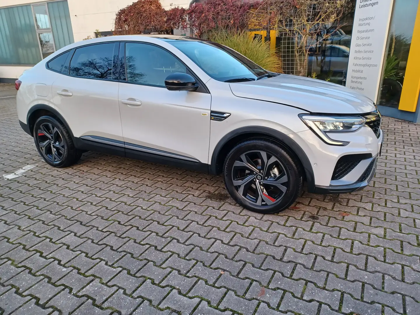 Renault Arkana R.S. Line E-Tech 145 Hybrid Blanc - 2