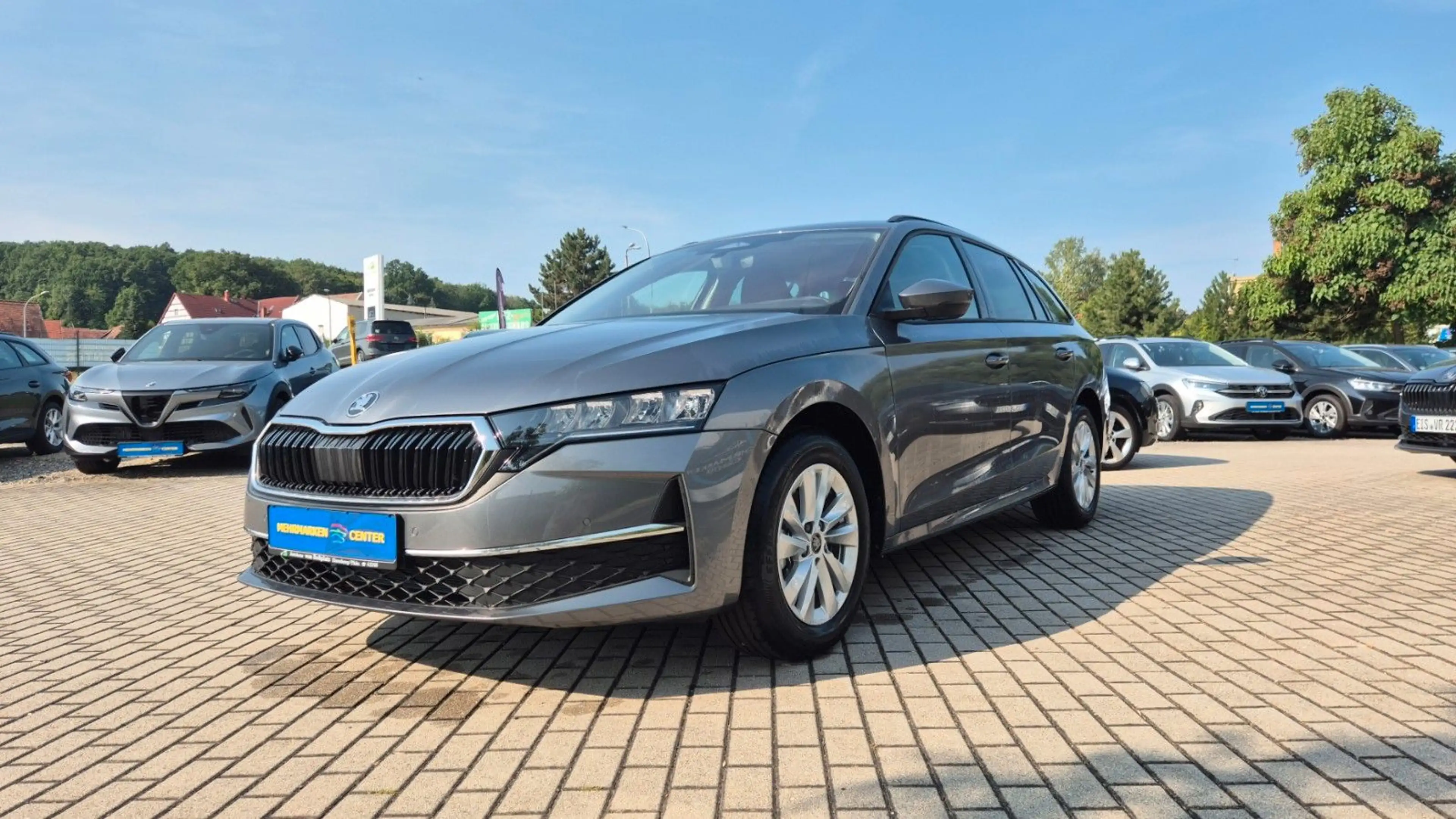 Skoda Octavia Combi 1.5 TSI MHEV 110kW DSG Selection — photo 6