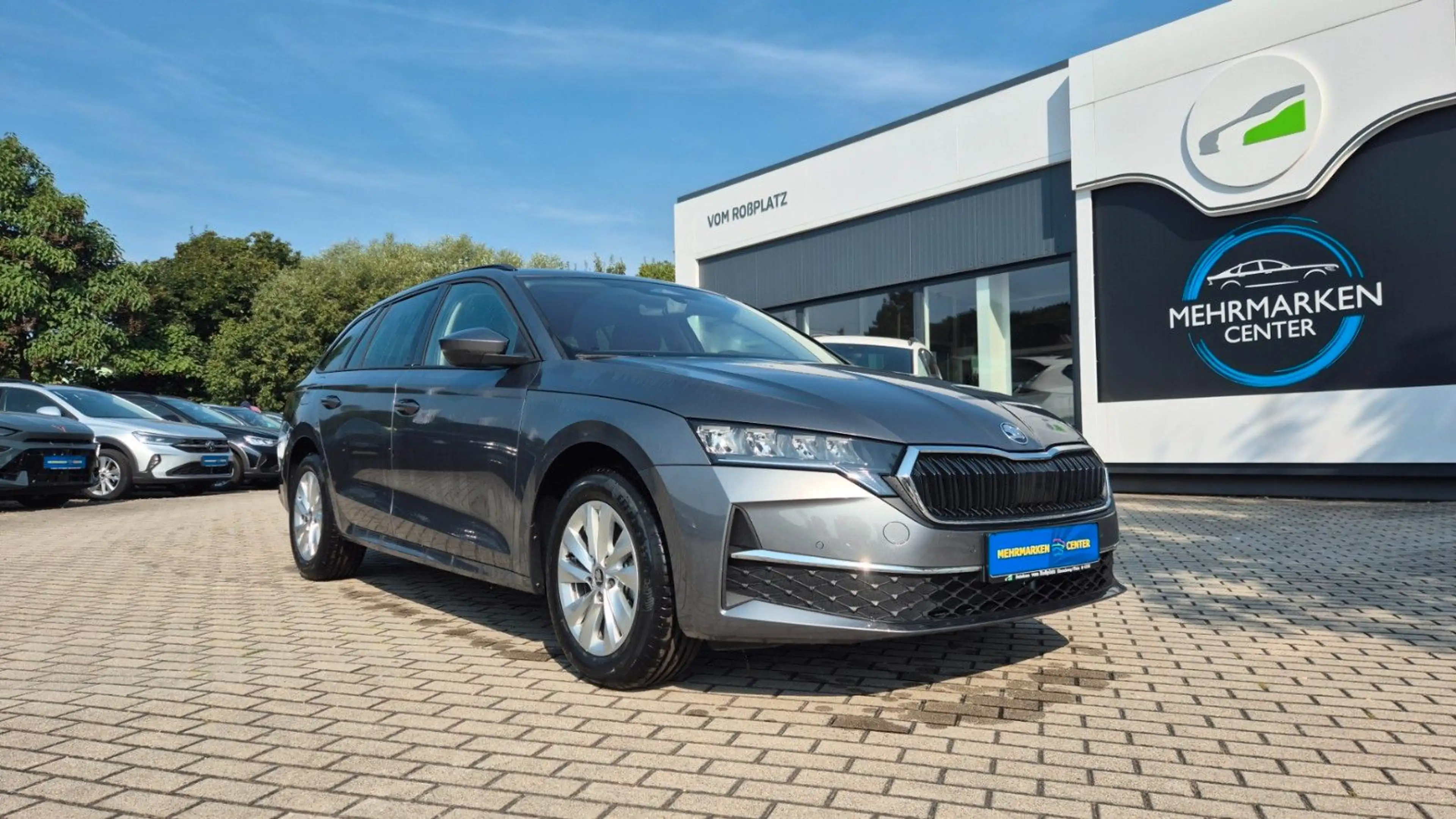 Skoda Octavia Combi 1.5 TSI MHEV 110kW DSG Selection — photo 2