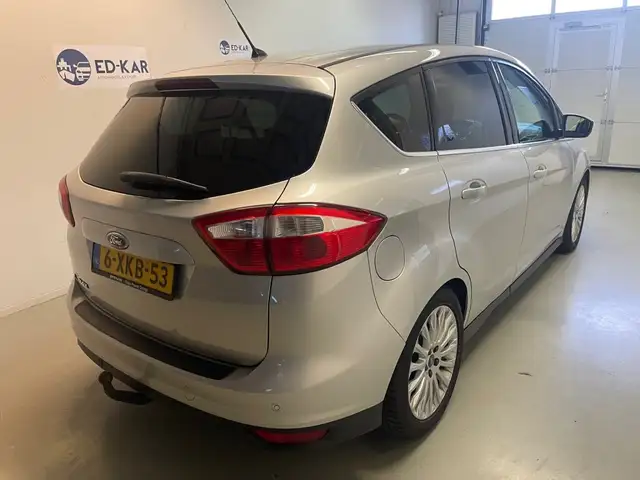Ford C-Max view 5