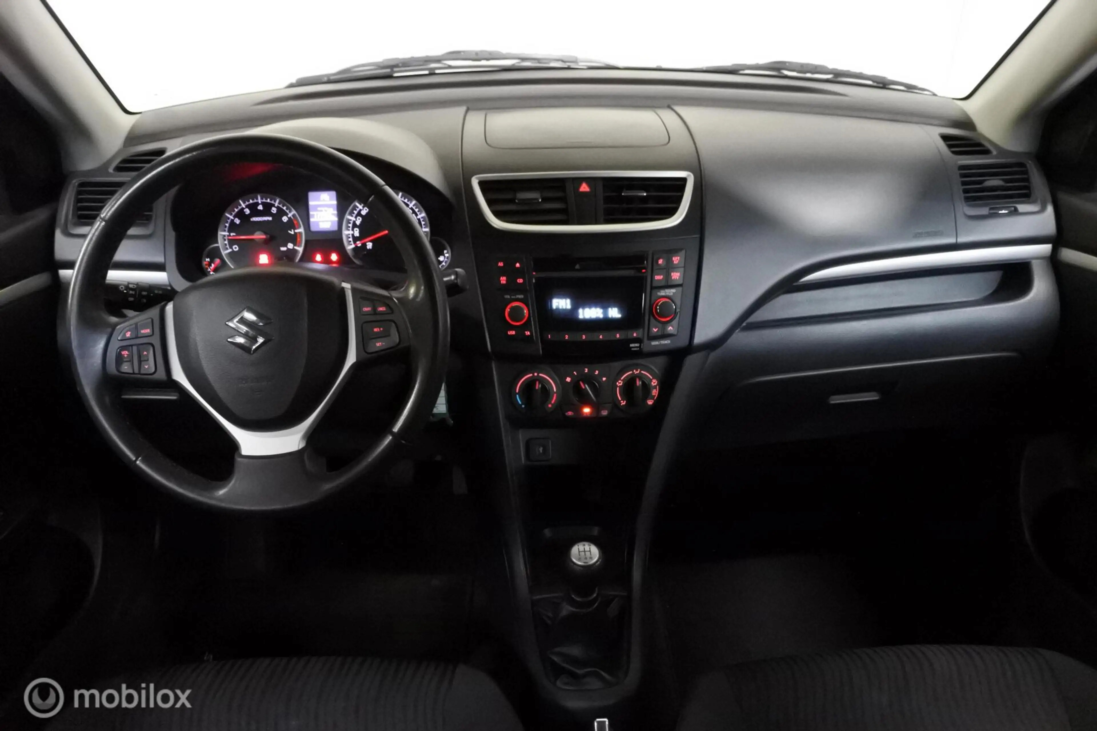 Suzuki Swift I 1.2 I NAP I Airco I Cruise I Stoelverwarming — photo 8