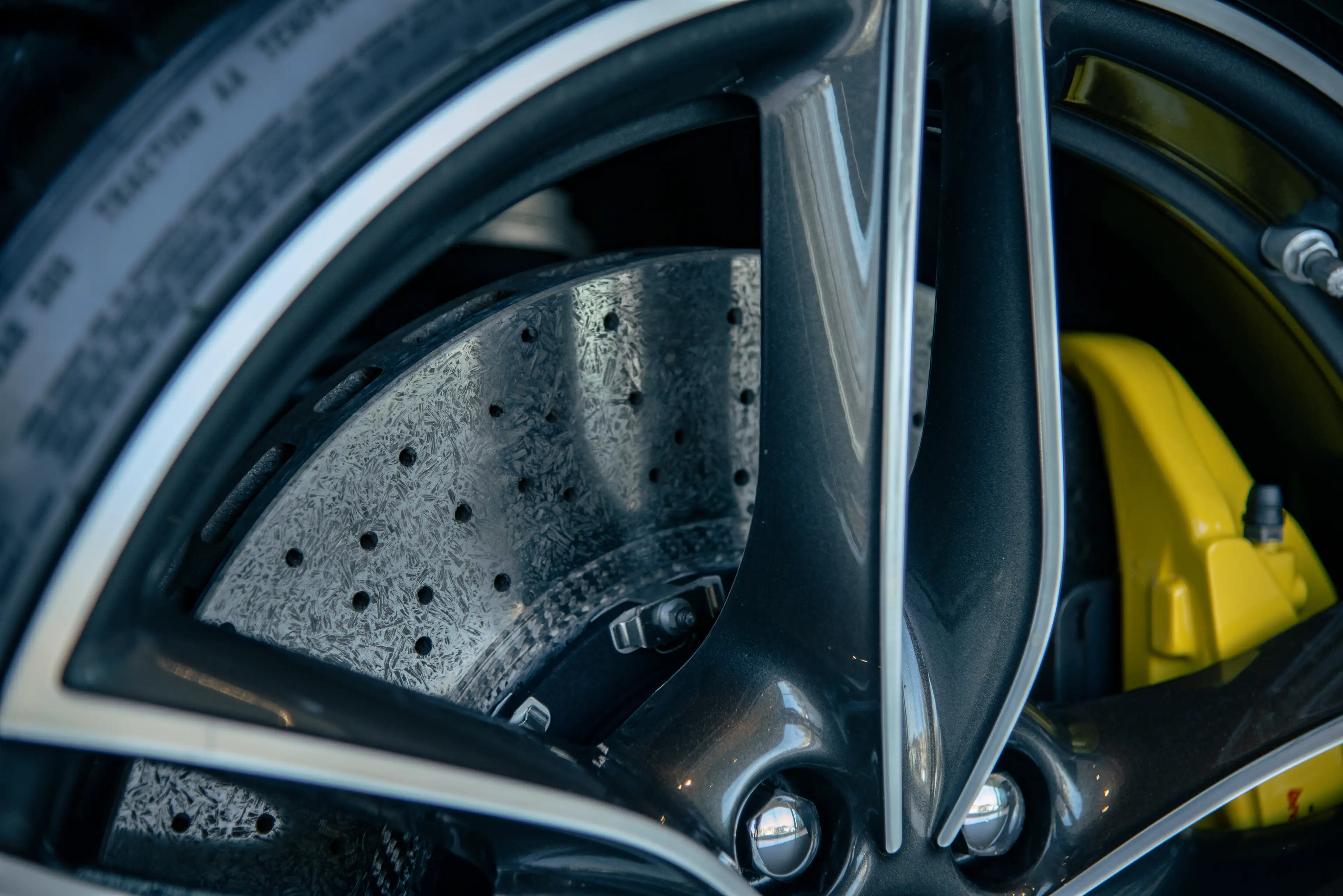 Ferrari Roma Carbon | Full PPF | 1 owner — photo 10