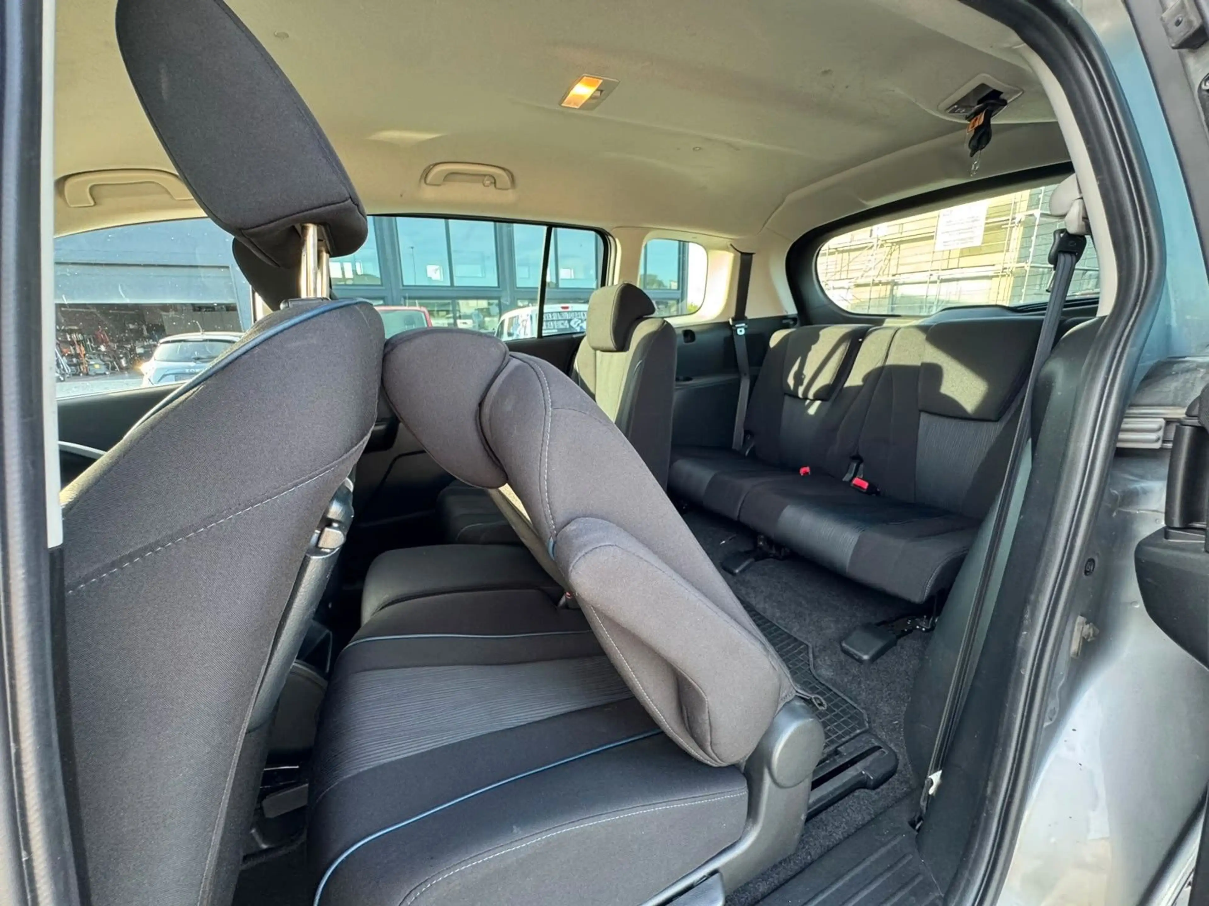 Mazda 5 Center-Line*TÜV&Service Neu*8fach*7Sitzer — photo 18