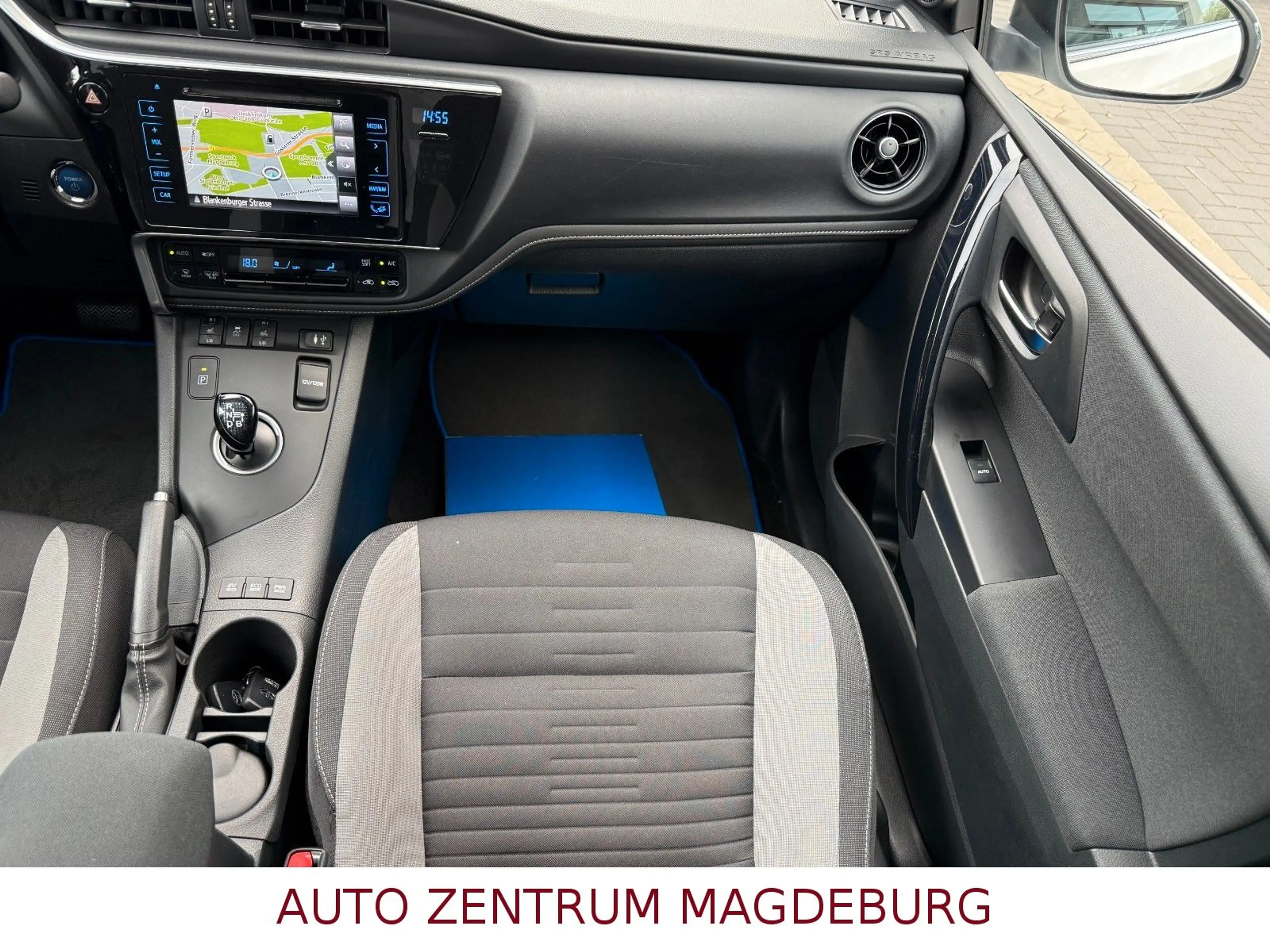 Toyota Auris Touring Sports Hybrid Edition-S *2.HAND* — photo 18