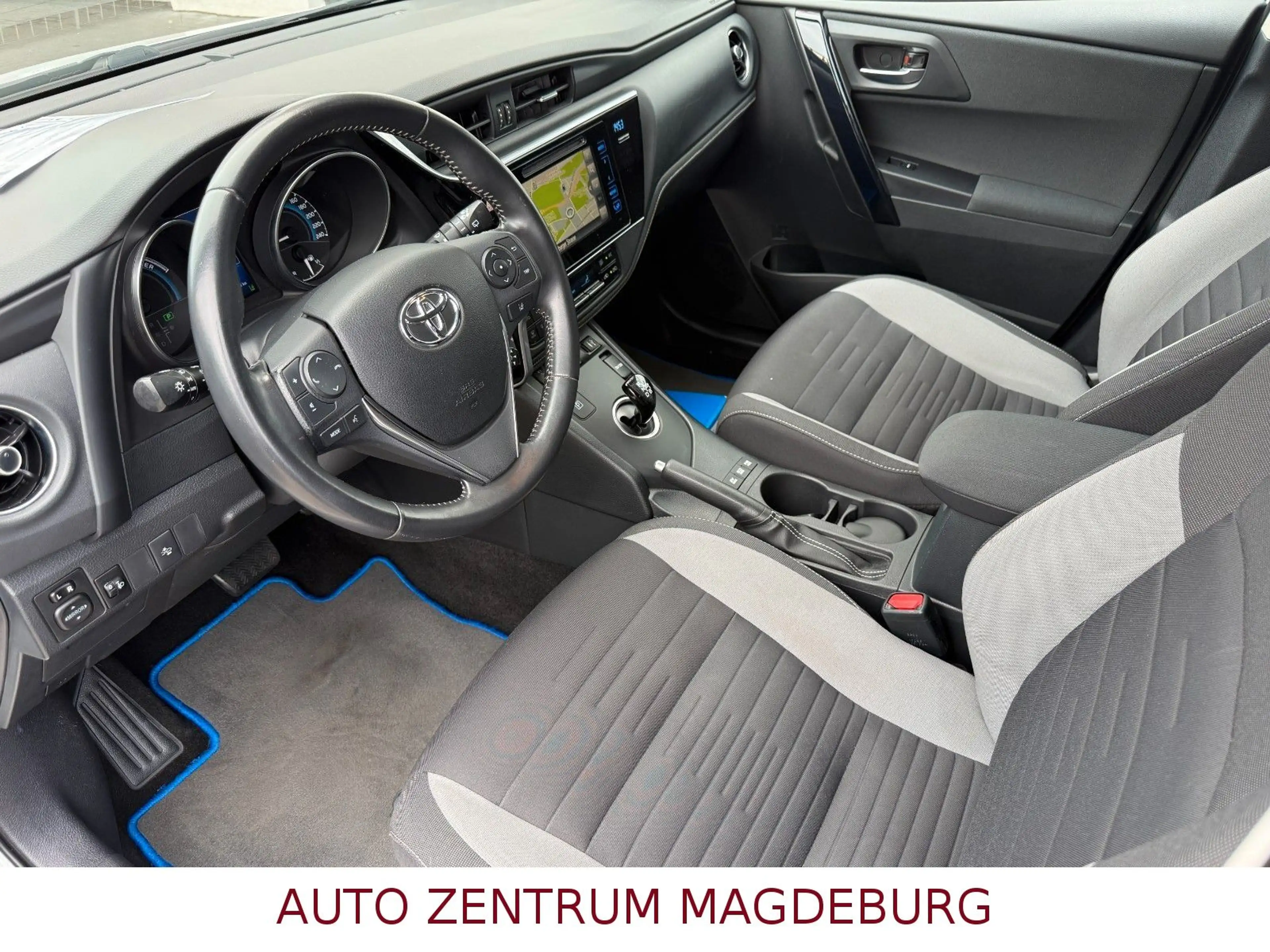 Toyota Auris Touring Sports Hybrid Edition-S *2.HAND* — photo 8