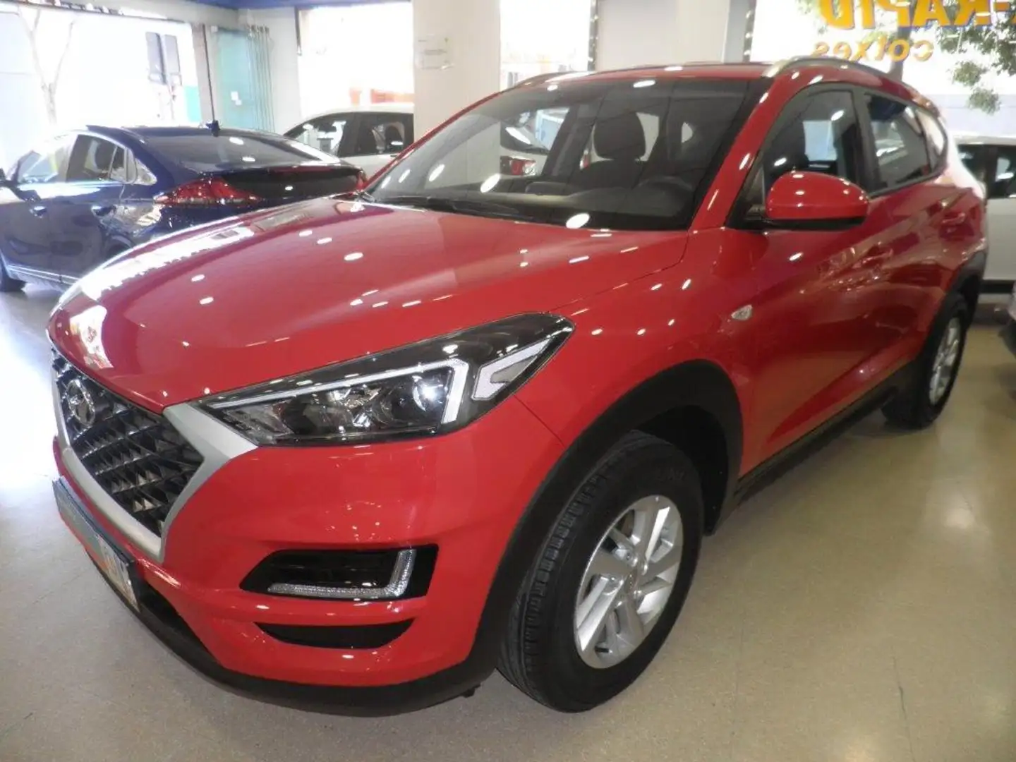 Hyundai TUCSON 1.6 GDI BE Essence 4x2 Rojo - 1
