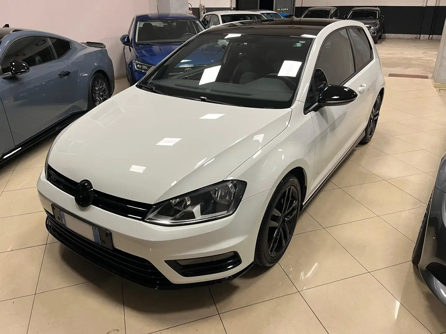 Volkswagen Golf VII 3p 1.4 tsi Sport Edition 125cv R-LINE Blanc - 1