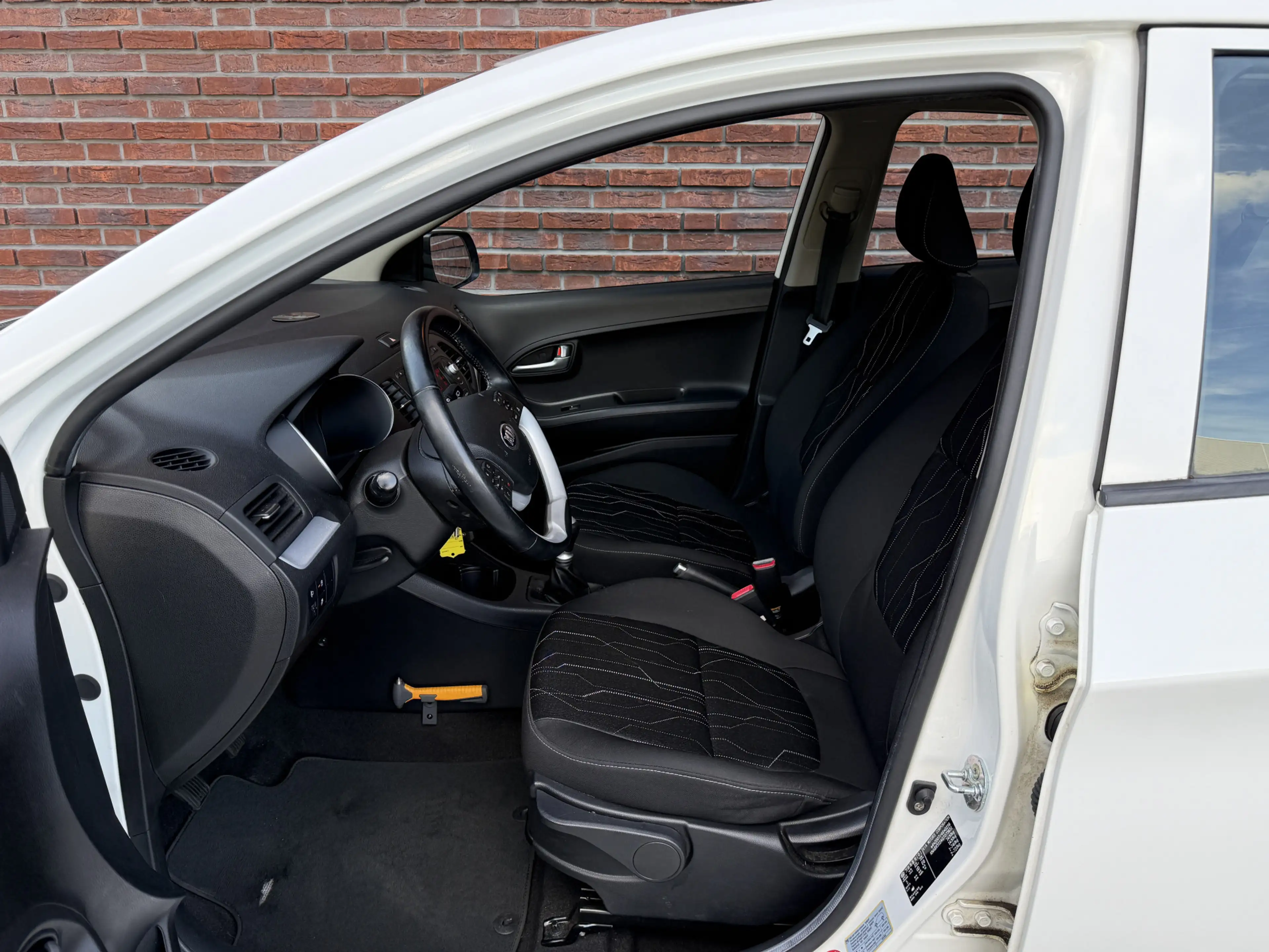 Kia Picanto 1.2 CVVT DynamicLine 4 Cyl. eerste eigenaar 27dkm — photo 4