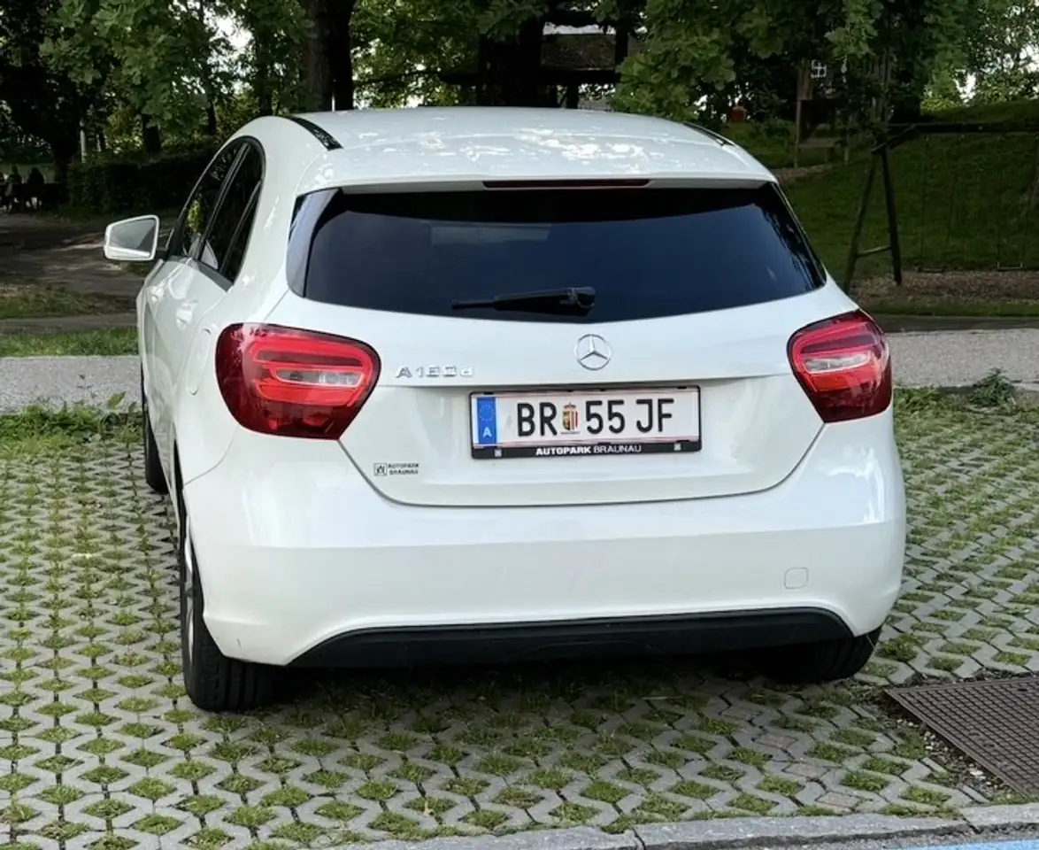 Mercedes-Benz A 180