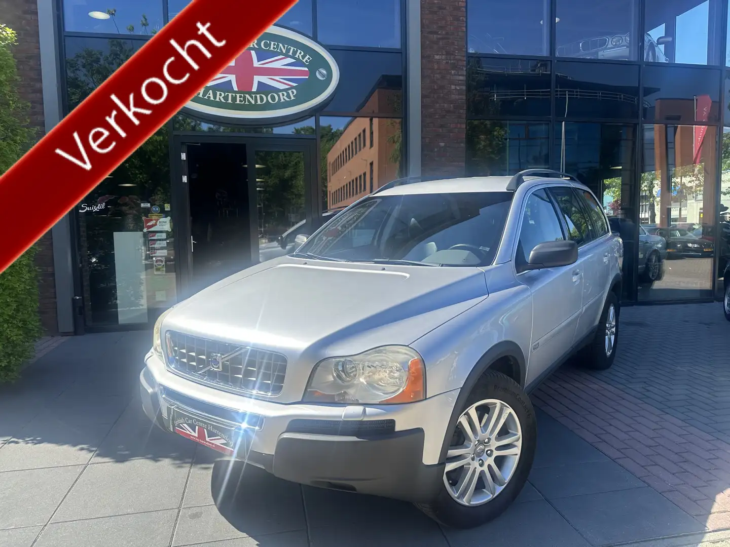 Volvo XC90 4.4 V8 Momentum 7P Gri - 1