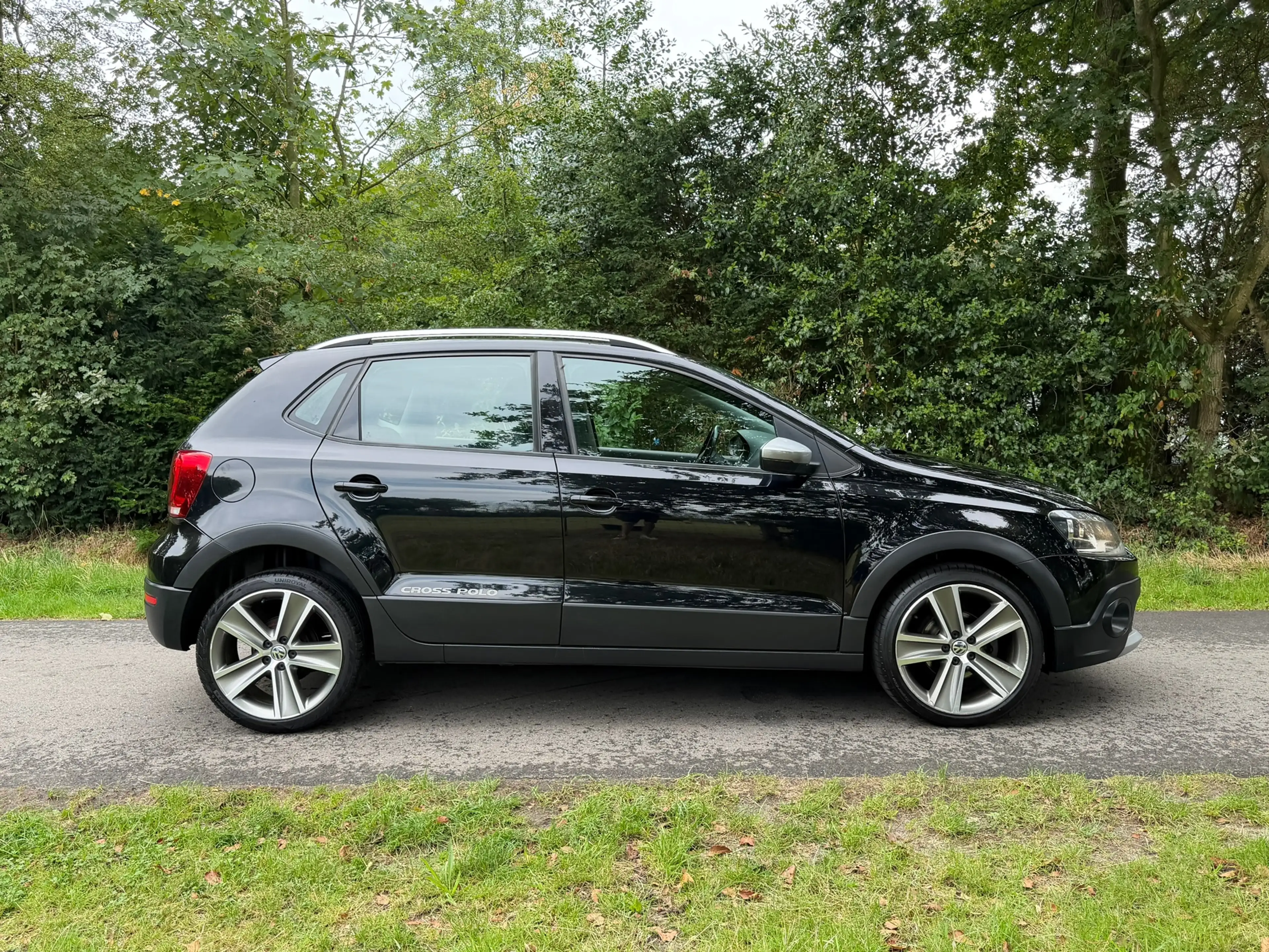 Volkswagen Polo Cross 1.4-16V | Groot scherm + Clima + 5-Drs Nu € 7.450, — photo 6